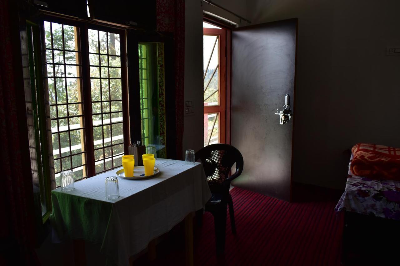 Evergreen Home Stay Almora Exteriör bild