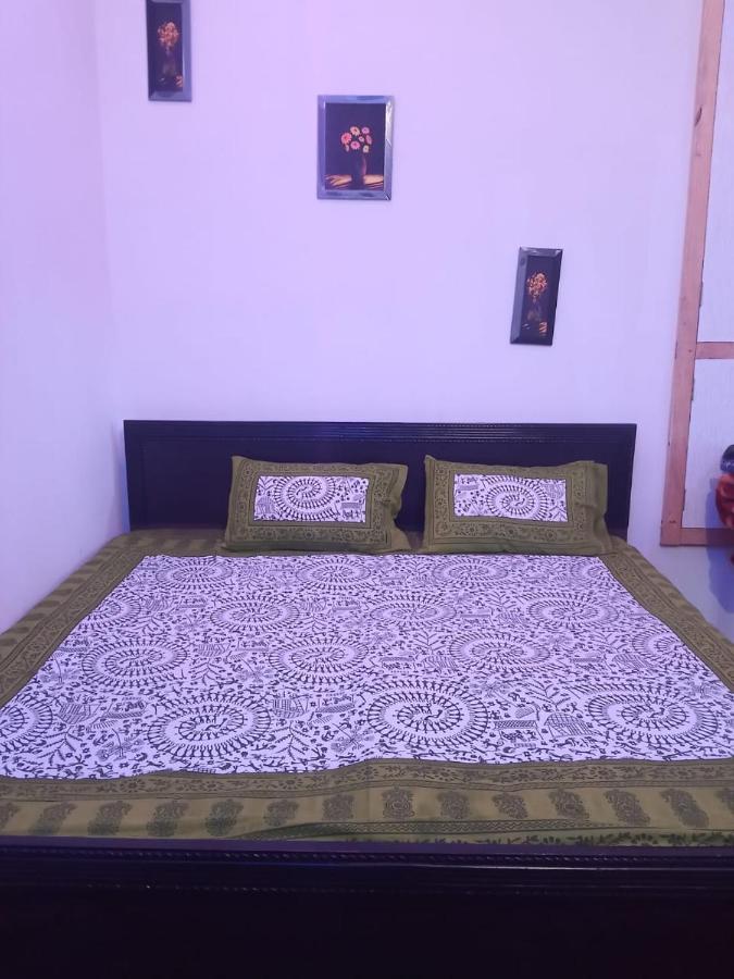 Evergreen Home Stay Almora Exteriör bild