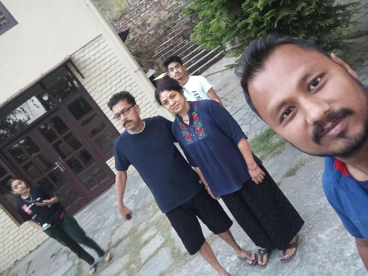 Evergreen Home Stay Almora Exteriör bild
