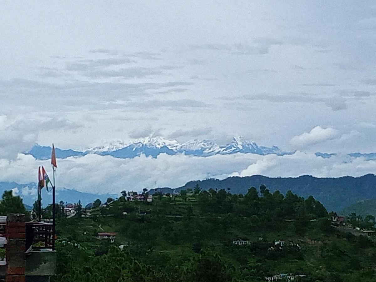 Evergreen Home Stay Almora Exteriör bild